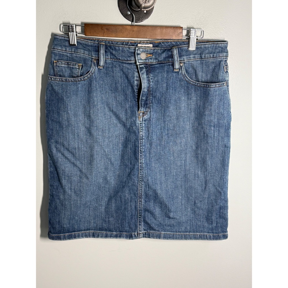 LL Bean Favorite Fit Denim Mini Skirt Womens 10 Regular Medium Wash Blue Cotton